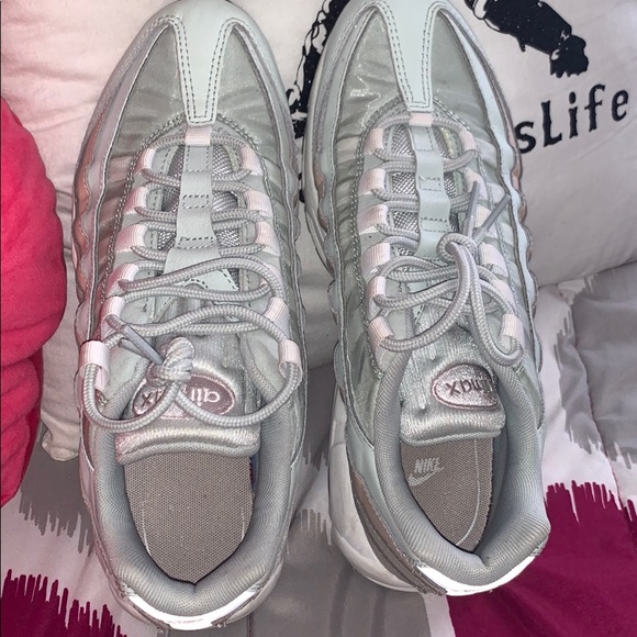 Nike Airmax 95s pink - Picture 3 of 7